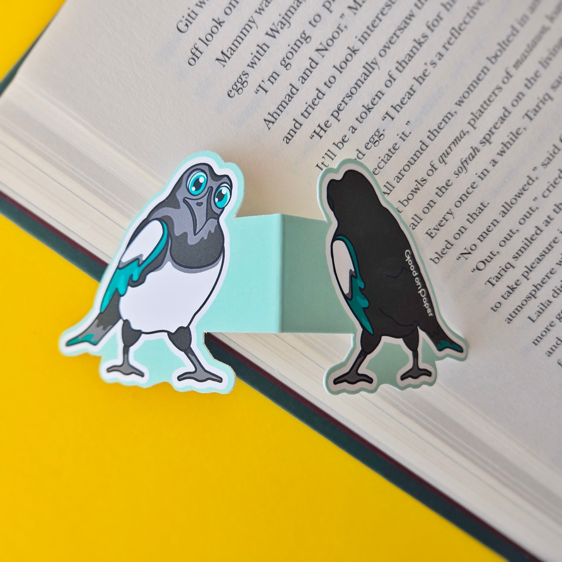 Mystified Magpie | Jumbo | Magnetic Bookmark