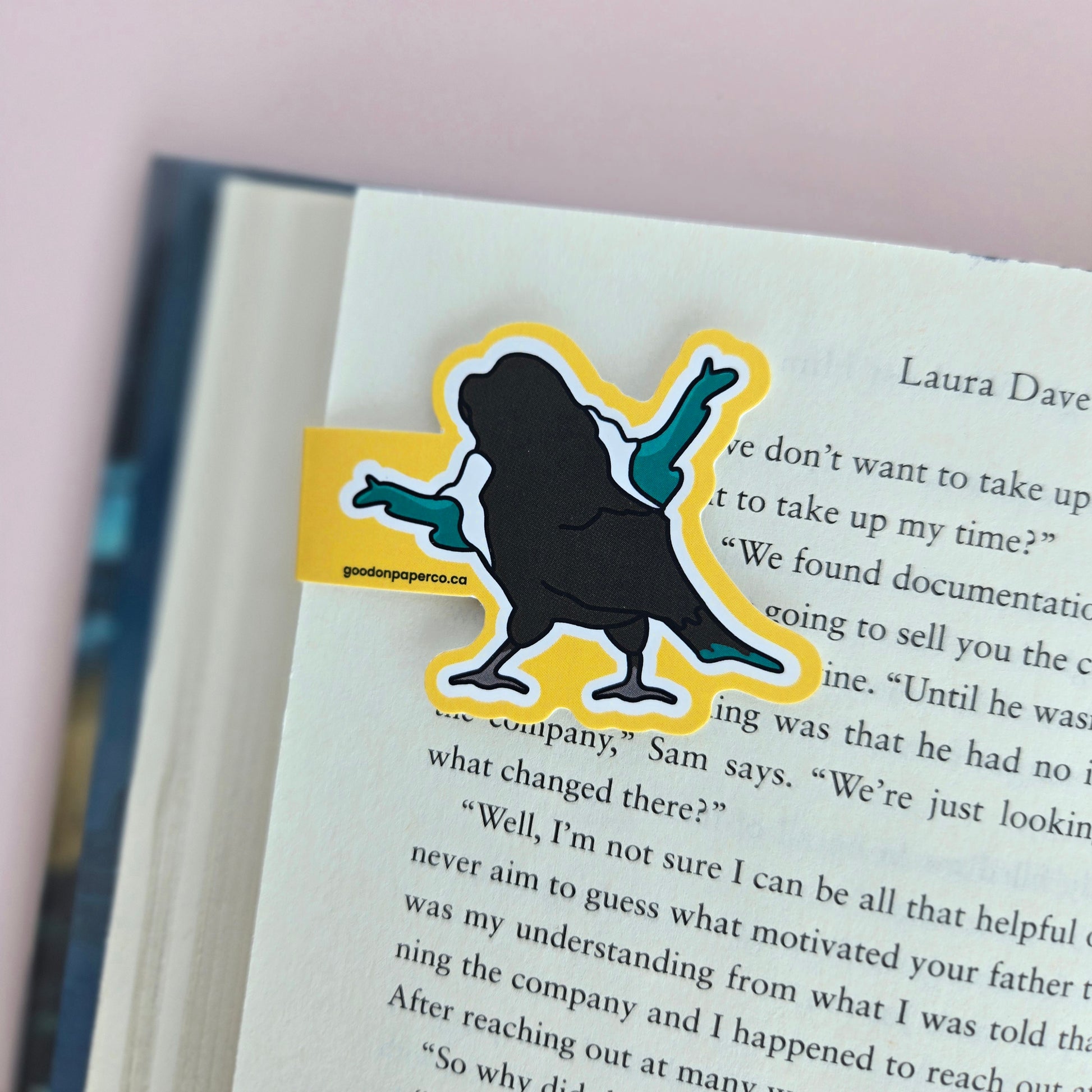 Shrugging Magpie | Jumbo | Magnetic Bookmark